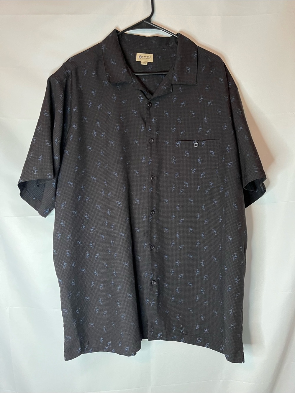 Haggar Short Sleeve Button-Down Black Martini Patterned Shirt